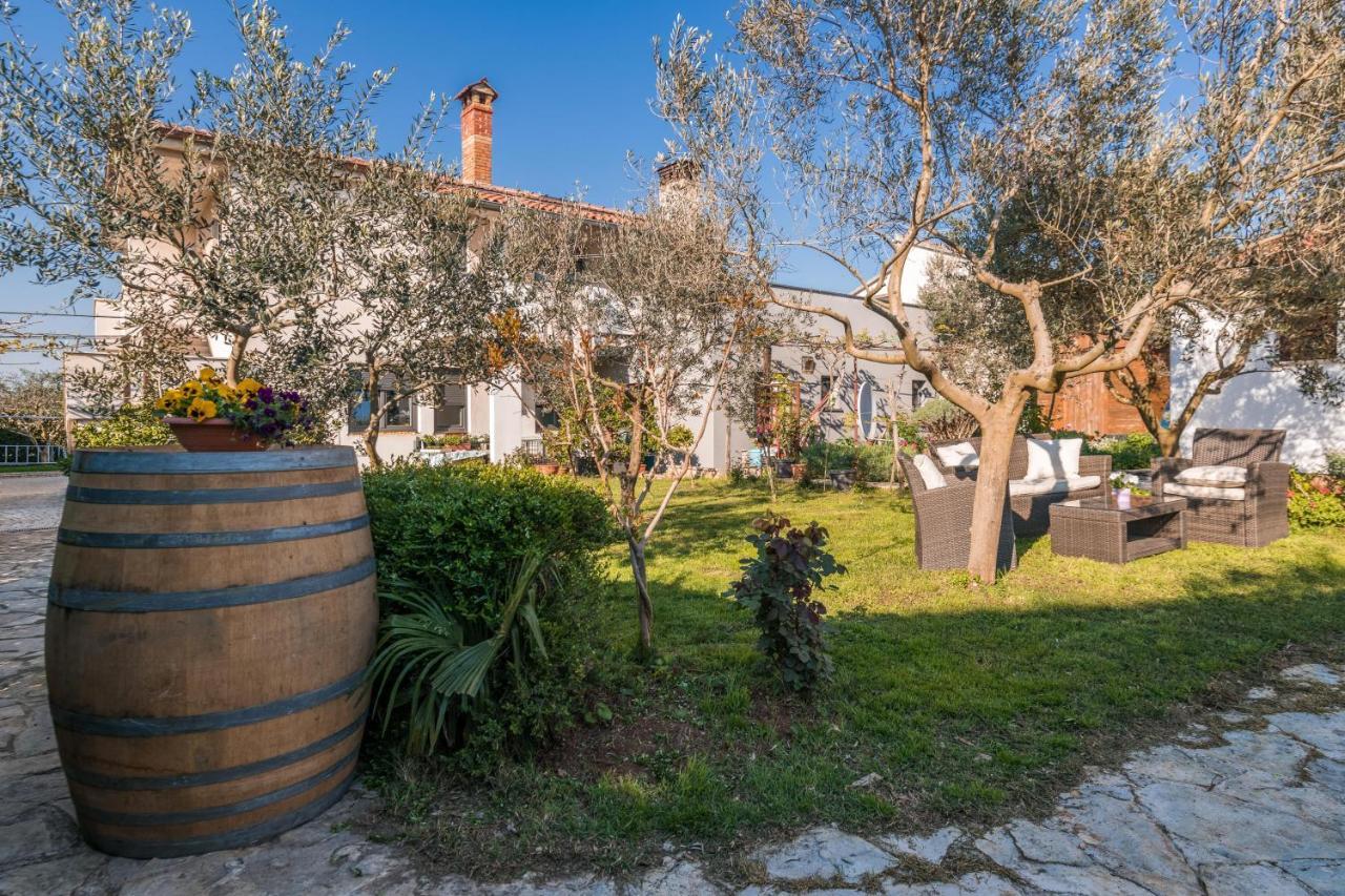 Wine Garden Holiday Home プーラ エクステリア 写真